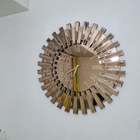 ساعت دیواری خورشیدی در دو رنگ طلایی و نقره ای قطر 60 سانت و قطر 90 سانت بسیار زیبا