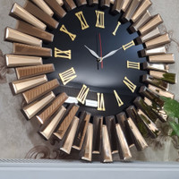 ساعت دیواری خورشیدی صفحه مشکی بسیار زیبا در دو رنگ طلایی و نقره ای قطر 60 سانت و قطر 90 سانت