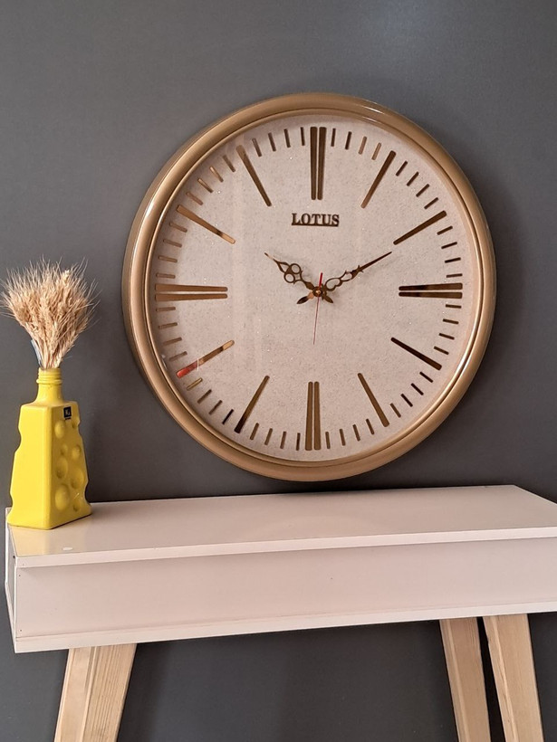 ساعت دیواری لوتوس 760 خطی